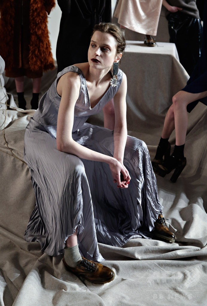 ルイジ・ギッリの写真に魅せられたロマンティックな世界観、「イサアーフェン」15/16年秋冬