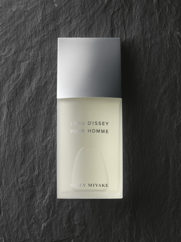 「イッセイ ミヤケ」ダイナミックな新作メンズフレグランス、3月9日発売