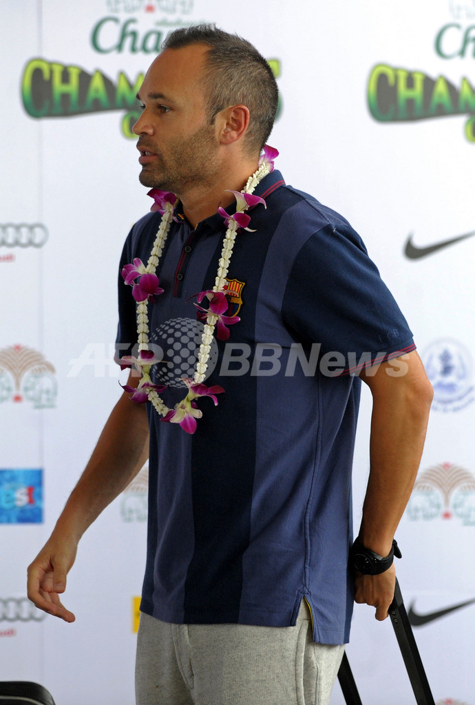 FCバルセロナがタイに到着、7日にタイ代表と親善試合