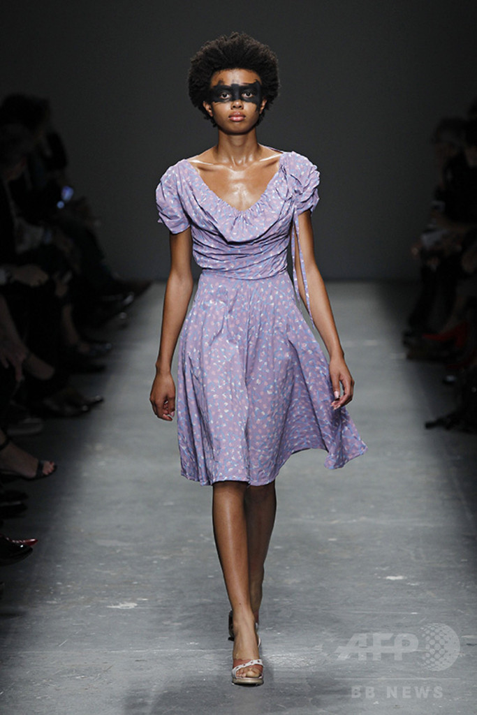 「ヴィヴィアン・ウエストウッド レッドレーベル」16年春夏