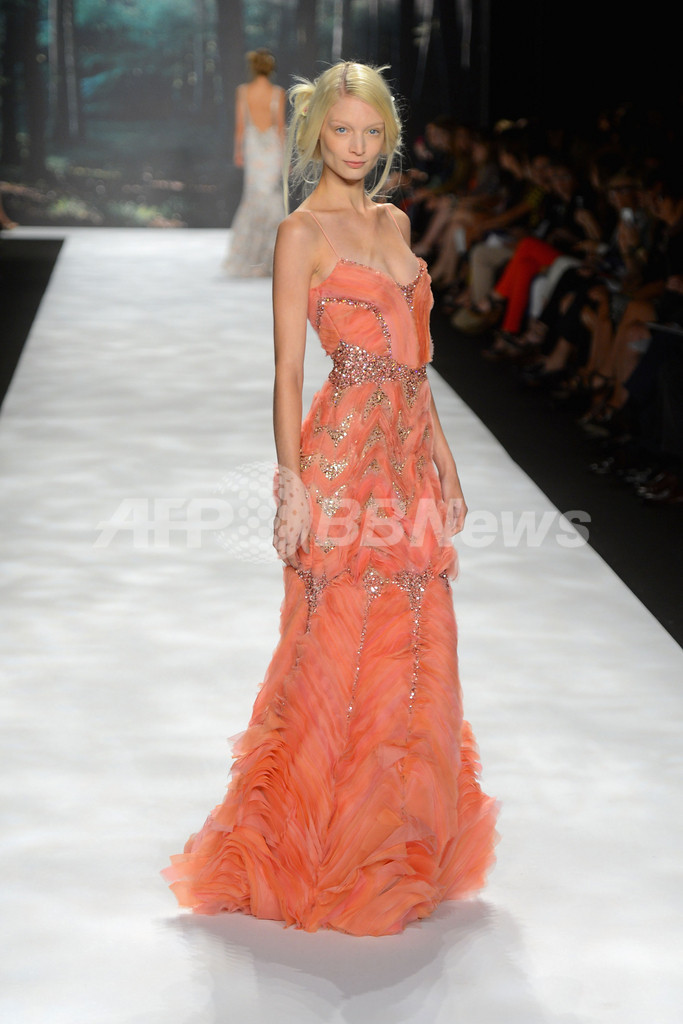 ＜13年春夏NYコレクション＞バッジェリー・ミシュカ