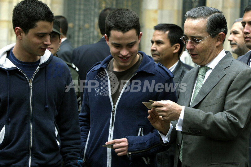 ＜コロンビア大統領選挙＞現職の再選濃厚か - コロンビア