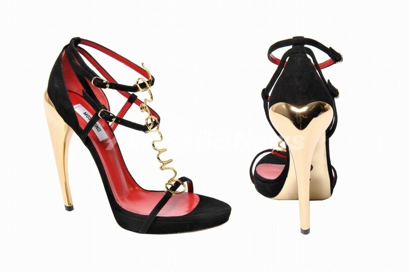 「モスキーノ」「ラブモスキーノ」「フェレッティ」のオータム・フェアに注目、9月20日まで