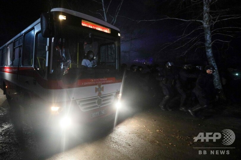 ウクライナ保健相、中国退避者との隔離生活を宣言 住民の反対受け