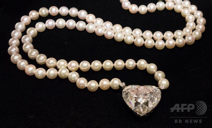 最大・最高品質のハート形ダイヤに16.6億円 史上最高値で落札