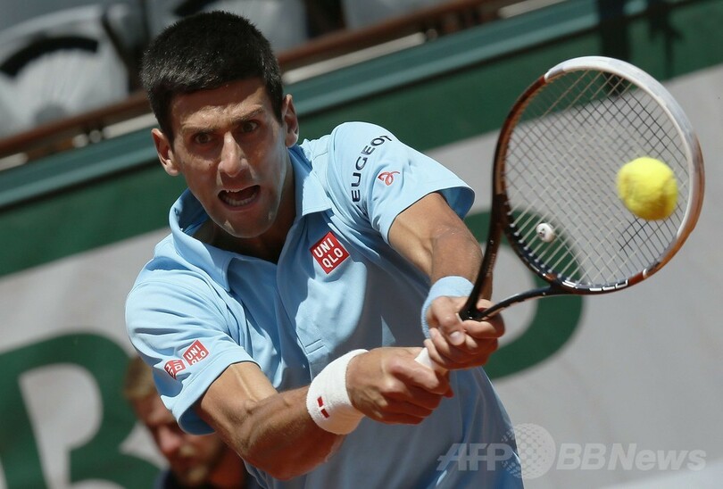 ジョコビッチがガルビスの快進撃止め決勝へ、全仏オープン