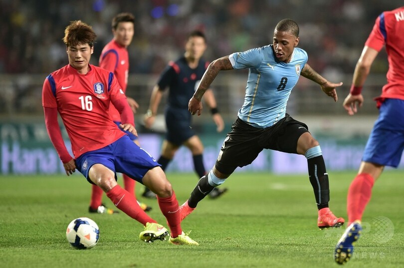 ウルグアイが親善試合で韓国に勝利