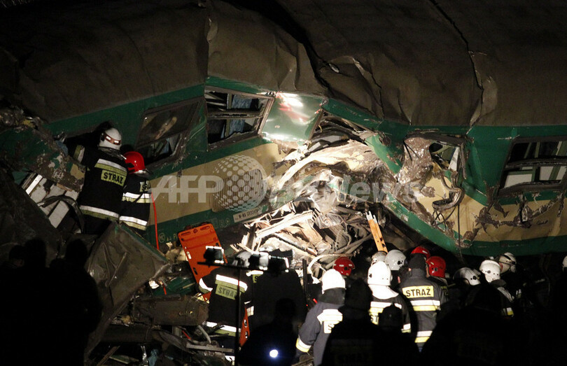 ポーランドで列車衝突、14人死亡