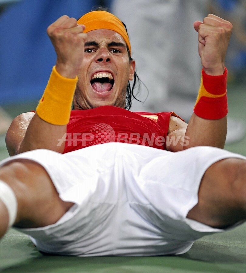 ナダル ジョコビッチを退け決勝進出