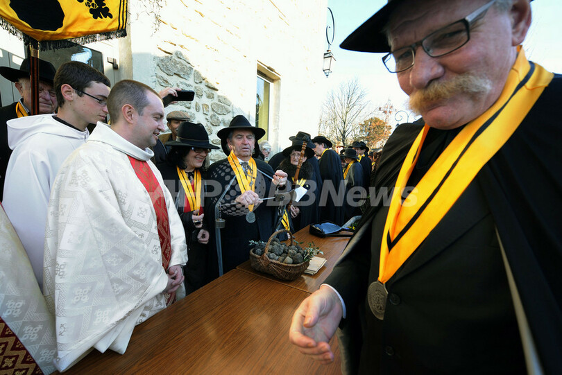 トリュフを持って教会に行こう！