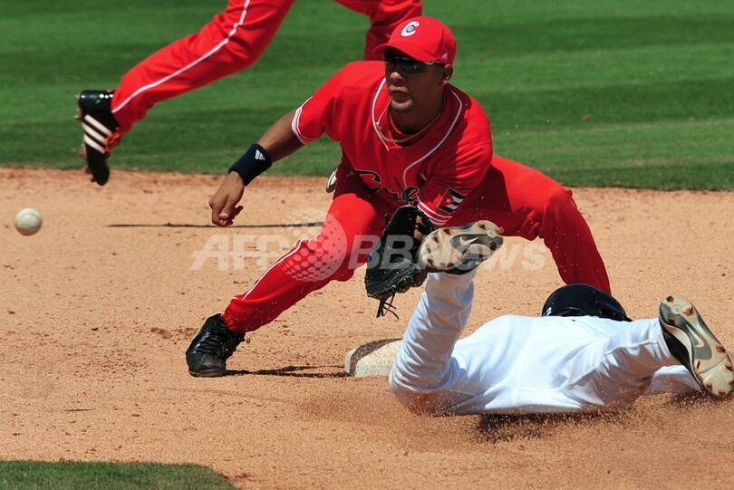 キューバ 延長の末に米国を下し3連勝