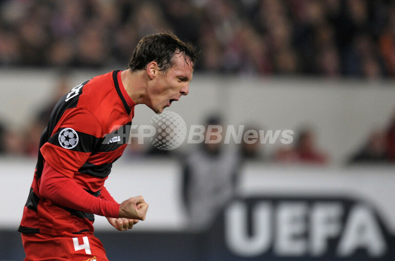 セビージャ シュツットガルトに勝利 ウニレアがレンジャーズに圧勝