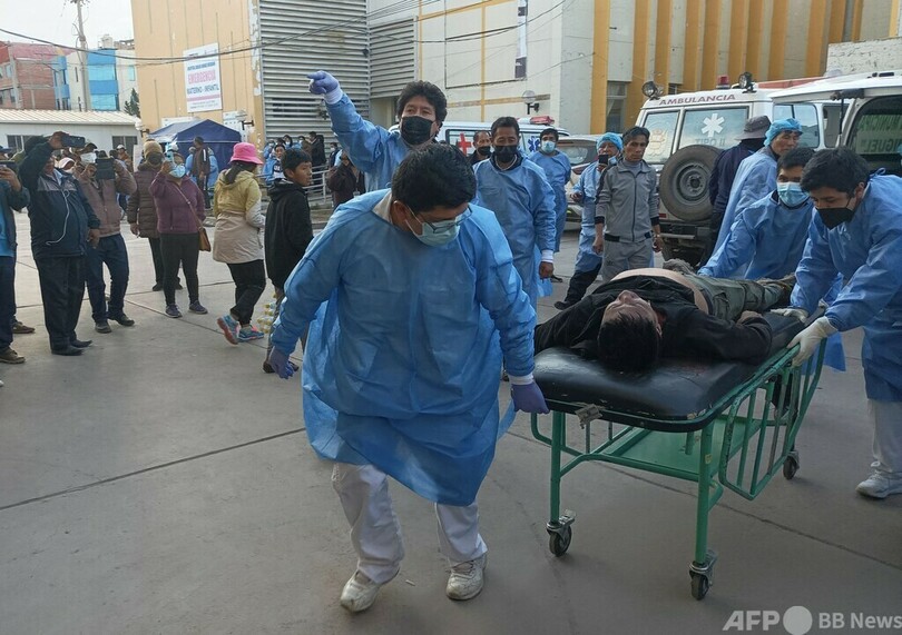 反政府デモと治安部隊衝突、12人死亡 ペルー