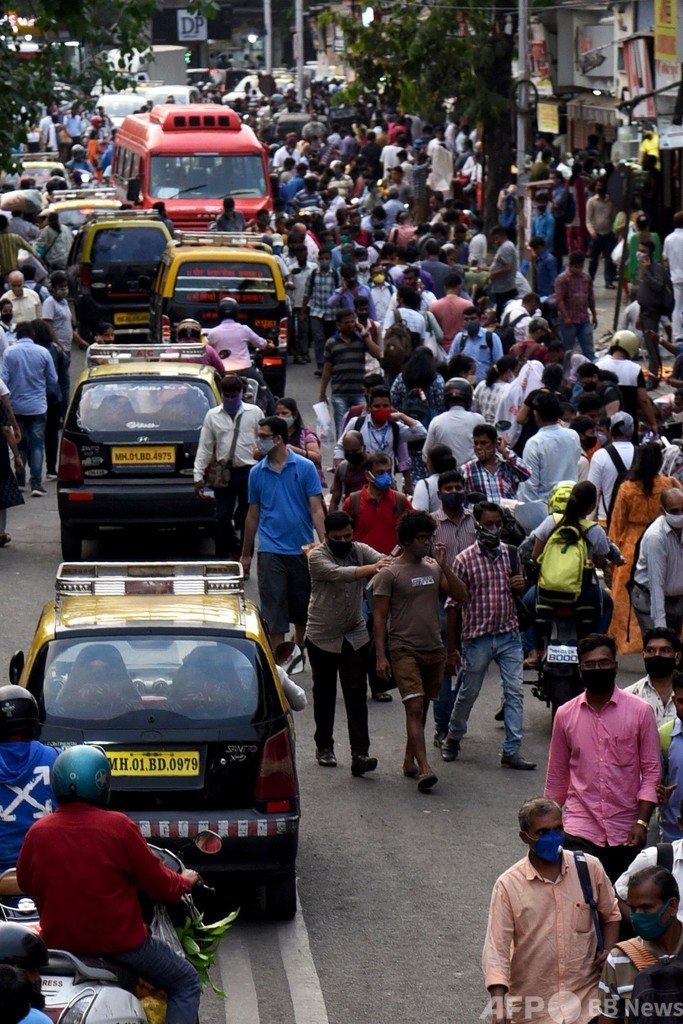 インド、1日のコロナ新規感染者20万人で過去最多 10日で2倍
