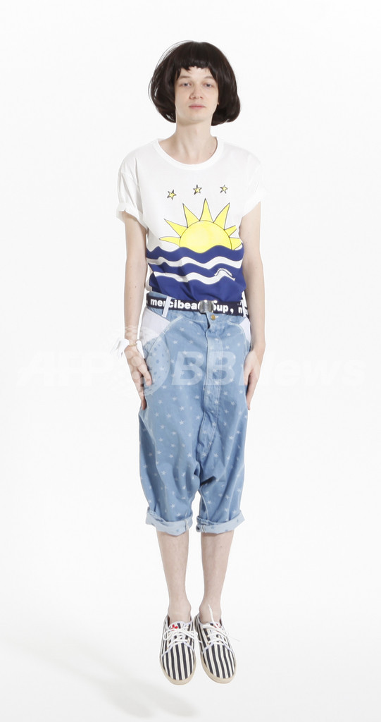 ＜11年春夏東京コレクション＞メルシーボークー、新作を発表