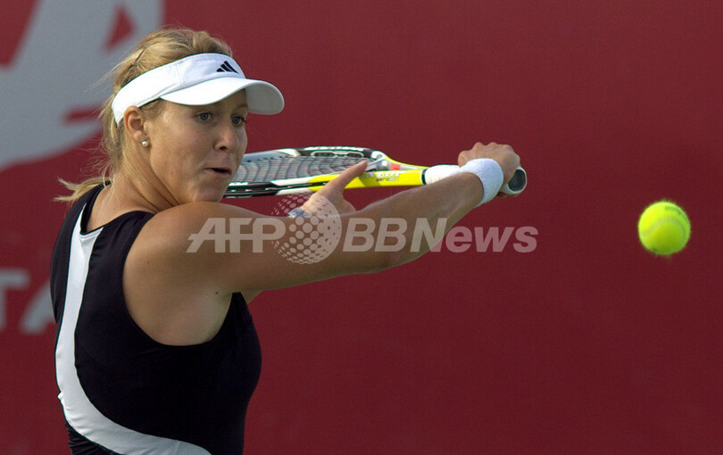 ＜女子テニス カタール・トータル・オープン2007＞杉山 1回戦を途中棄権 - カタール