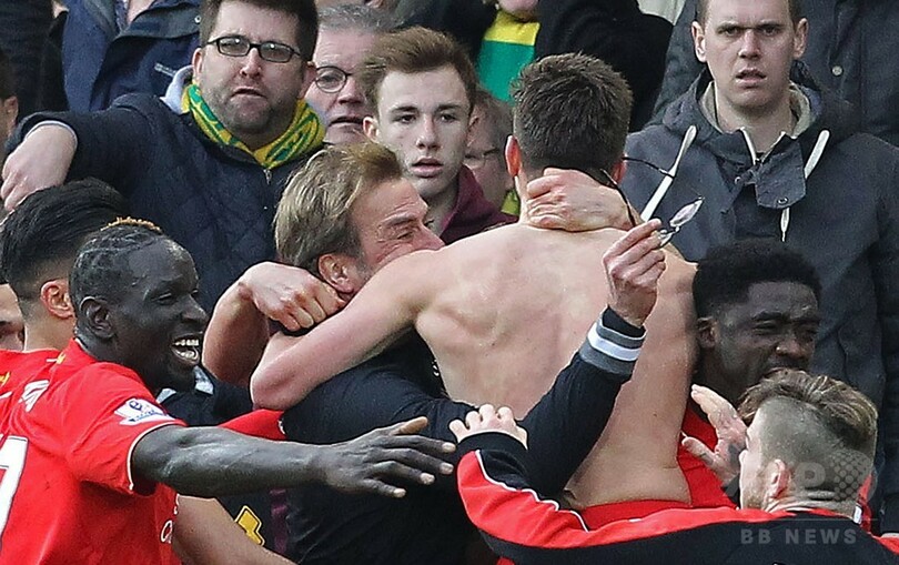 乱打戦を制したリバプール、勝利の代償はクロップ監督の眼鏡