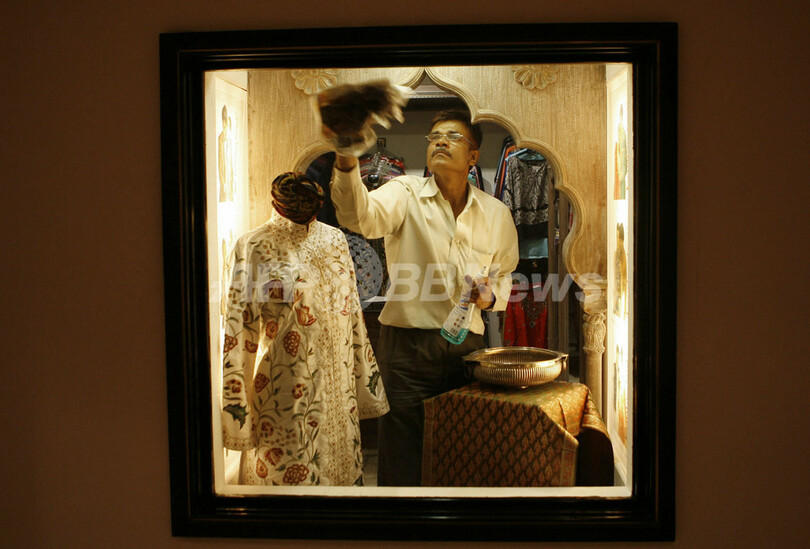 ムンバイ同時襲撃事件、現場となった2ホテルが営業再開