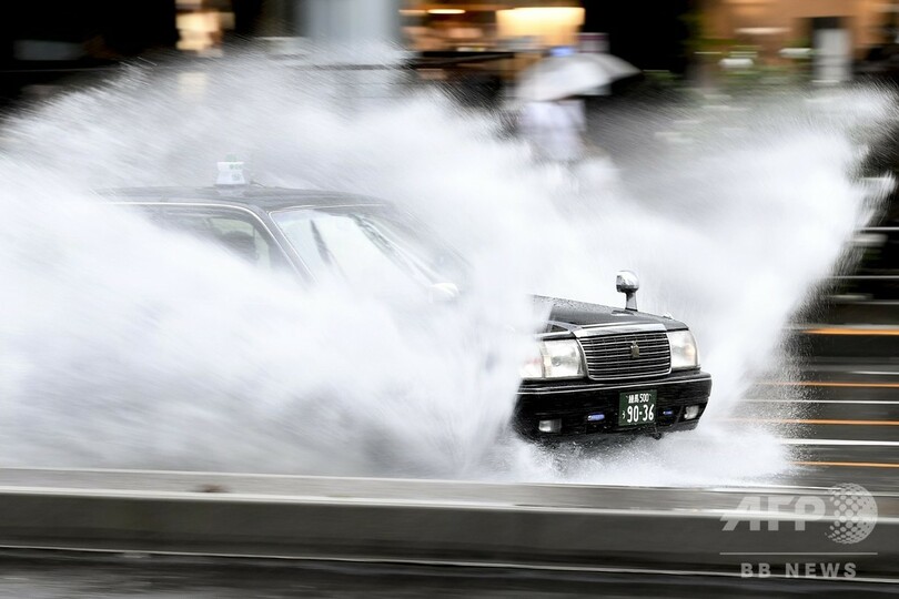 台風19号が首都圏に接近、記録的な大雨の恐れ 千葉県で1人死亡