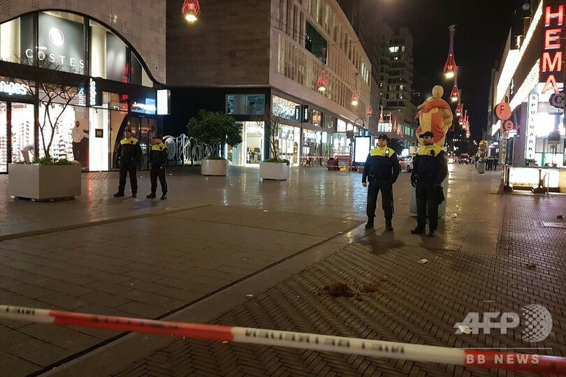 ハーグの商店街で刺傷事件、3人負傷 オランダ