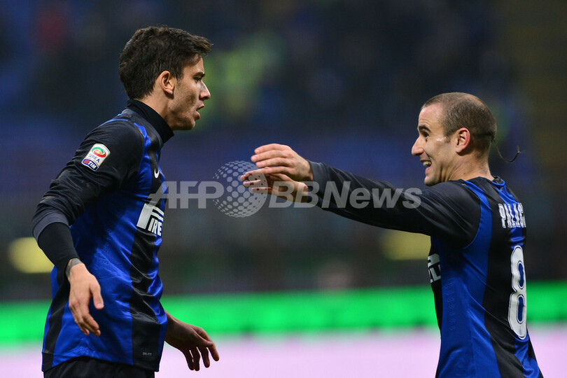 インテル、カリアリと引き分け首位との差を縮められず