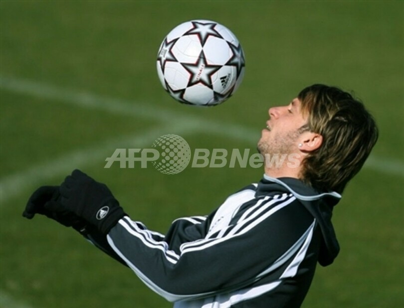 カッサーノ レアル・マドリードのオーストリア合宿に参加せず