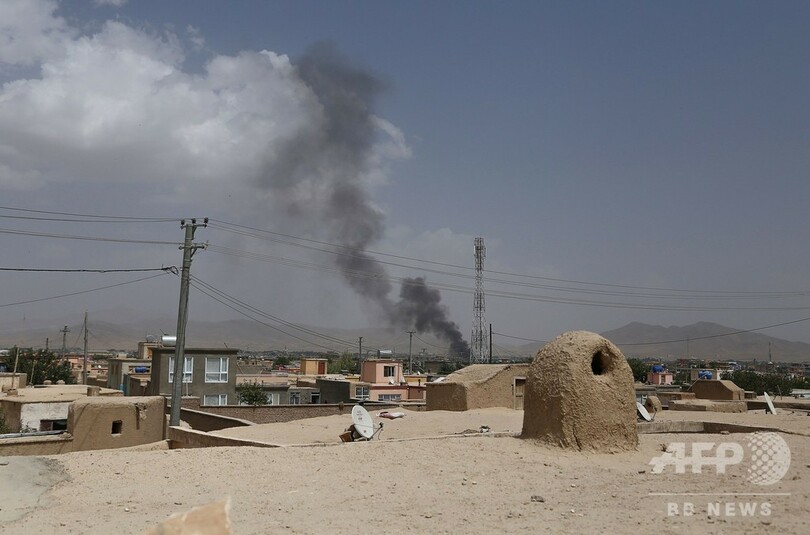 タリバン、アフガン都市に大規模攻勢 軍が応戦、米軍も支援