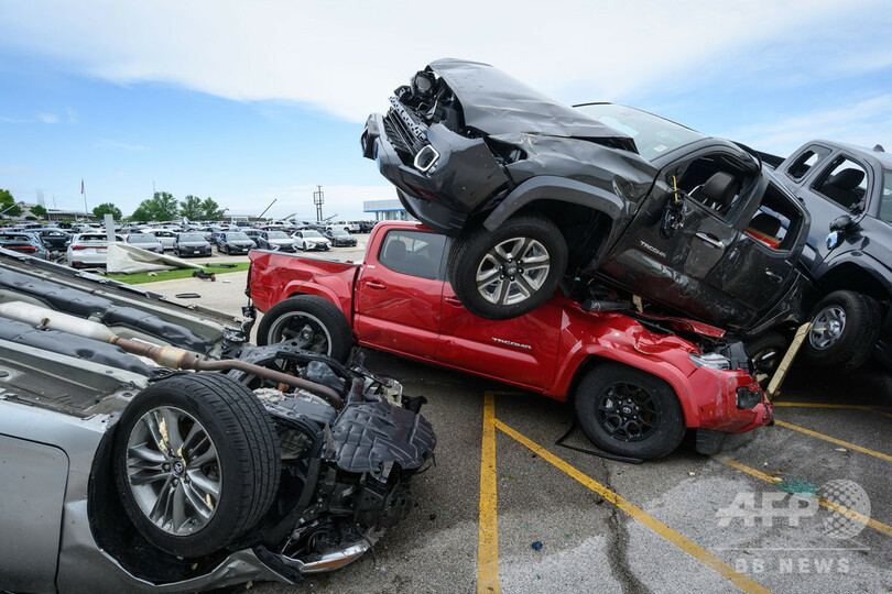 米ミズーリ州で強力な竜巻、3人死亡