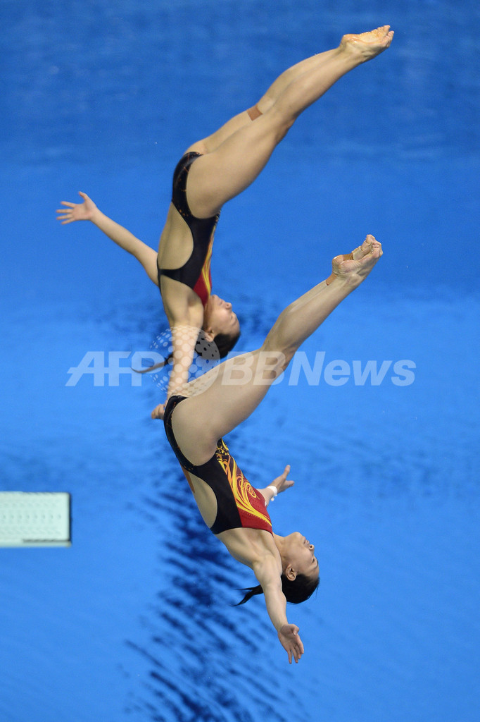 中国ペアが飛び込み女子3メートルシンクロで金メダル