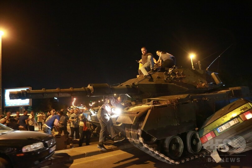 トルコ、60人死亡 軍人754人を拘束 