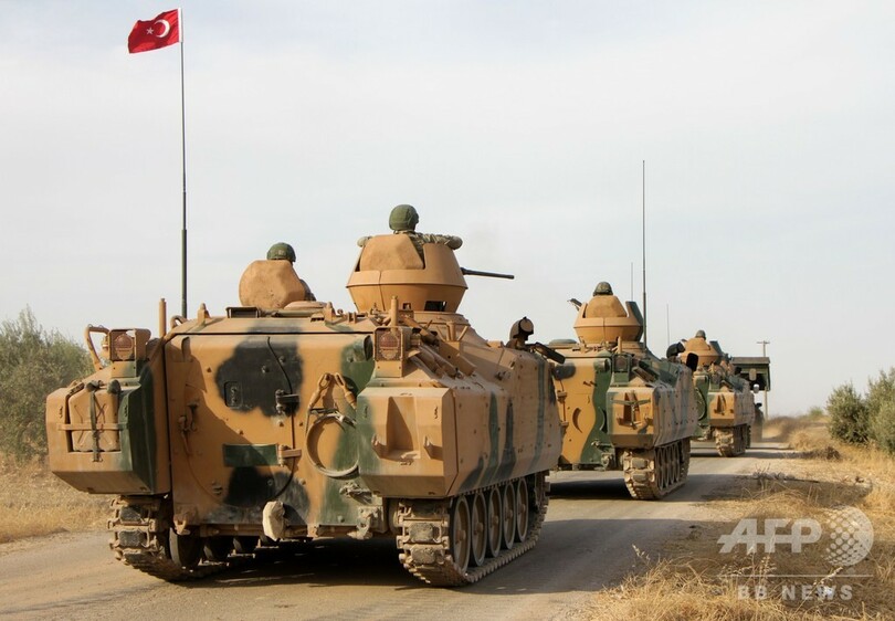 シリア・トルコ国境で交戦続く 米軍撤収の空白にロシア部隊