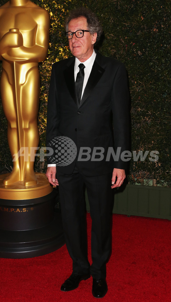 A・ジョリーさんにアカデミー賞特別賞、人道支援たたえ