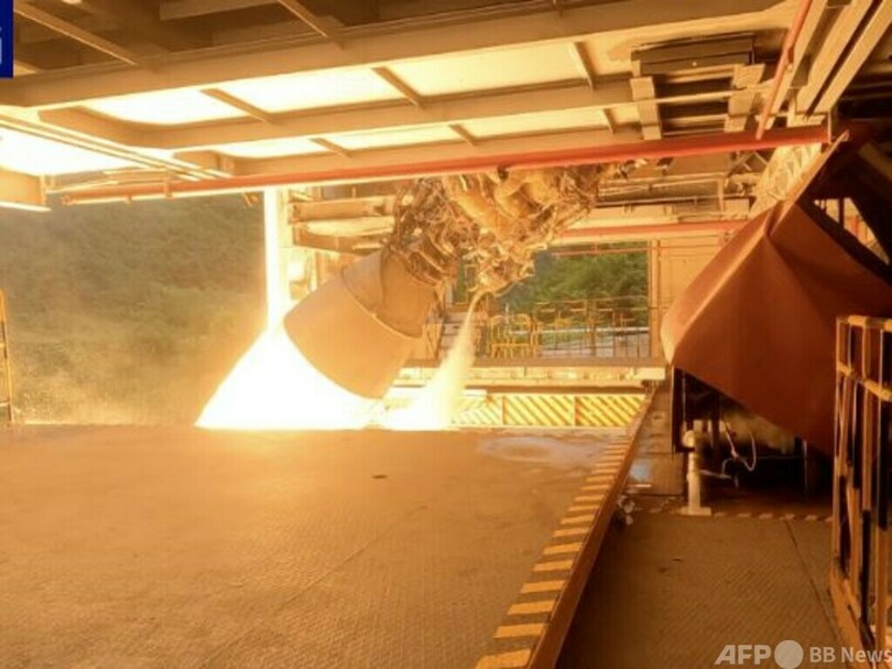 中国の有人月面着陸計画用ロケットのメインエンジン 燃焼試験に連続成功