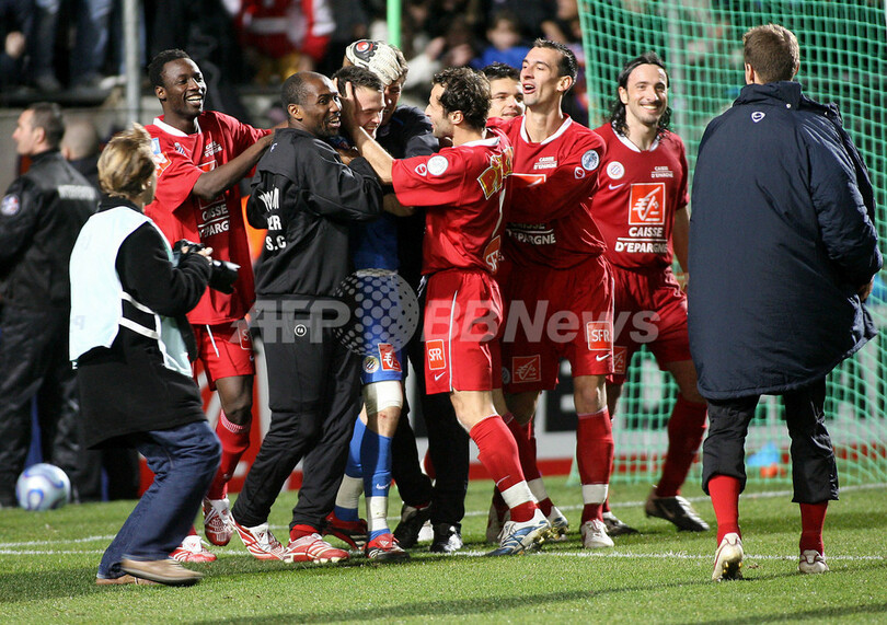 ＜サッカー フランス杯2006-07＞モンペリエ PK戦でニースを降しベスト16進出 - フランス