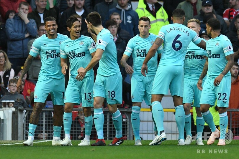 武藤がプレミア初ゴール、初先発の敵地マンU戦で