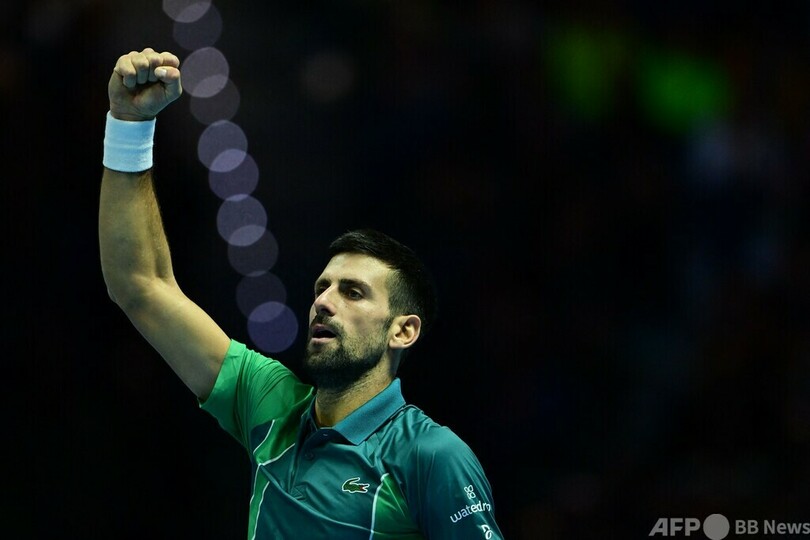 ジョコがアルカラスに快勝、最多7回目V懸け決勝へ ATPファイナルズ