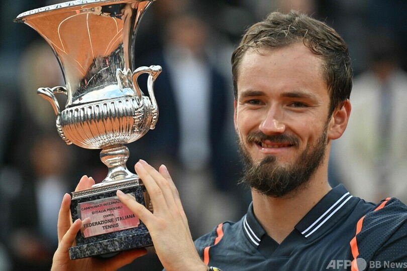 メドベージェフがイタリア国際優勝、クレー初タイトル