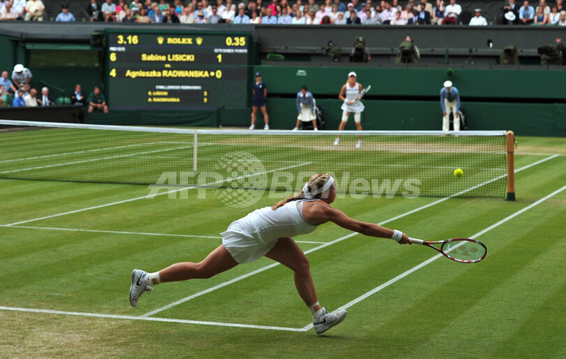 リシキがラドワンスカとの熱戦制し決勝へ、ウィンブルドン選手権