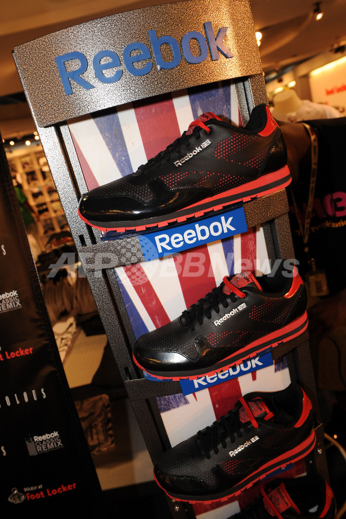 「リーボック」がラッパーのファボラスとコラボ、コンサートも開催