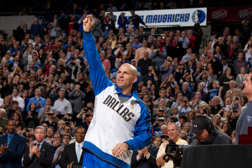 10-11シーズン王者マーベリックスのチャンピオンリング贈呈式 写真10枚