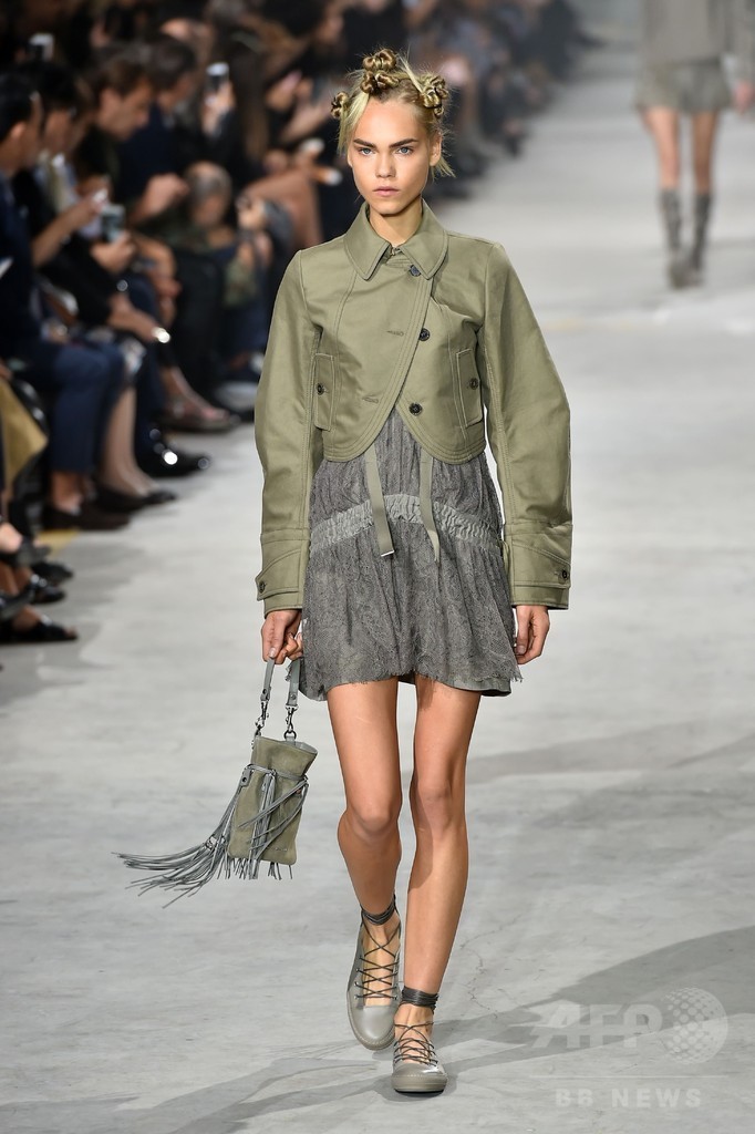 「ディーゼル ブラック ゴールド」17年春夏