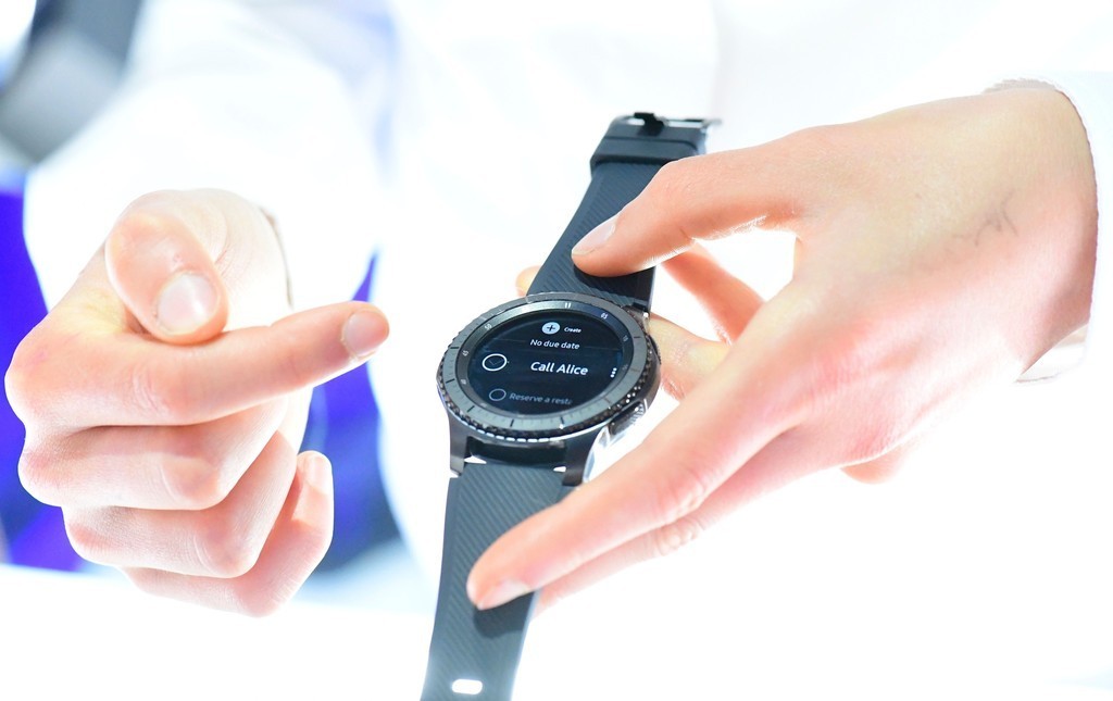 サムスン電子、IFAで新作スマートウオッチ発表