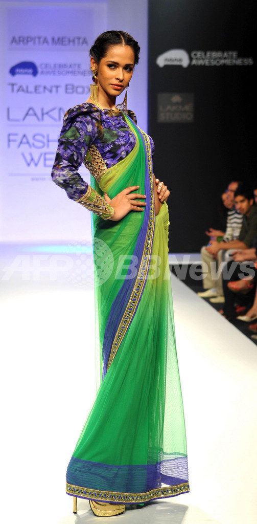 ＜13年秋冬ラクメ・ファッション・ウィーク＞Arpita Mehta