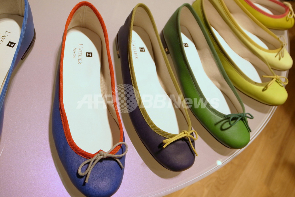 「レペット」日本初フラッグシップショップが銀座に、オーダーメイドも開始