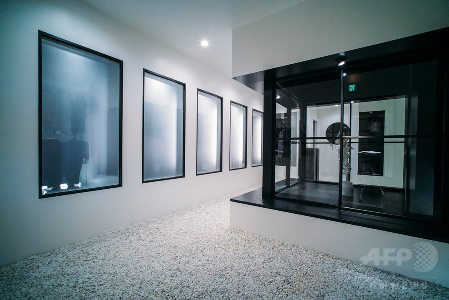 「アンリアレイジ アオヤマ」オープン！商品は全て限定