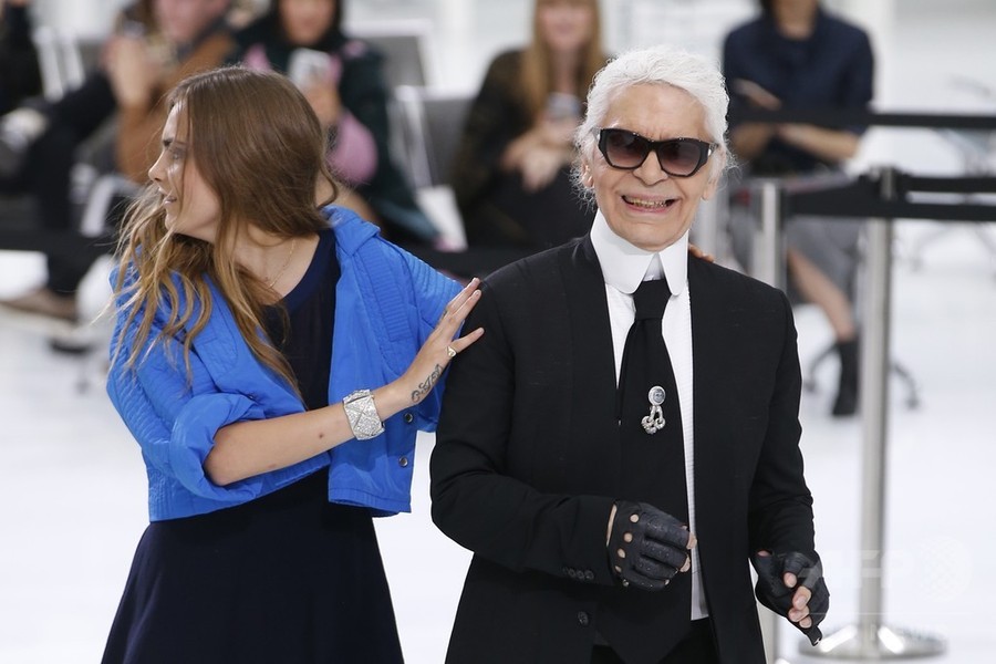 「シャネル」16年春夏コレクション