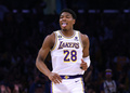 22-23NBAプレーオフ、ウエスタンカンファレンス1回戦、ロサンゼルス・レイカーズ対メンフィス・グリズリーズ。試合に臨むロサンゼルス・レイカーズの八村塁（2023年4月22日撮影）。(c)Harry How/Getty Images/AFP