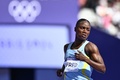 パリ五輪、陸上女子200メートル予選に臨むセントルシアのジュリアン・アルフレッド（2024年8月4日撮影）。(c)Jewel SAMAD / AFP