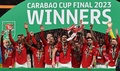 サッカーイングランド・フットボールリーグカップ決勝、マンチェスター・ユナイテッド対ニューカッスル・ユナイテッド。優勝を喜ぶマンチェスター・ユナイテッドの選手（2023年2月26日撮影）。(c)Glyn KIRK/ AFP