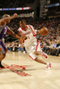 22得点7アシスト6リバウンドの活躍をみせたロケッツのトレイシー・マクグレディ（%%Tracy McGrady%%、右）。(c)AFP/Getty Images/NBAE/Bill Baptist